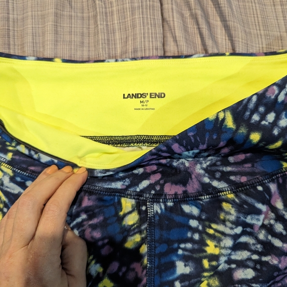 Land's End tie dye bicycle shorts - Picture 5 of 7